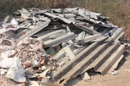 Gyventojai naudojasi galimybėmis nemokamai pašalinti asbesto atliekas