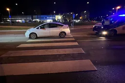 Perėjoje Alytuje partrenkta moteris, Lazdijų rajone automobilis nuvažiavo nuo kelio