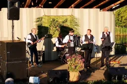 Joninės Simne – su žinomais atlikėjais