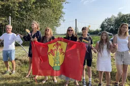 Rajono žmonės aplankė Baltijos kelią