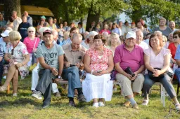 Armonikas meistrai virkdė Alovėje