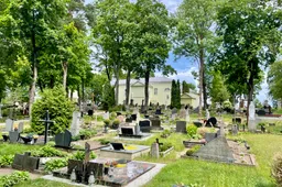 Kas prižiūrės Alytaus miesto kapines?