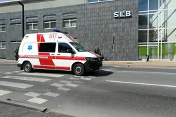 Kodėl priima tik iš anksto registruotus klientus, bankai turės atsakyti per savaitę