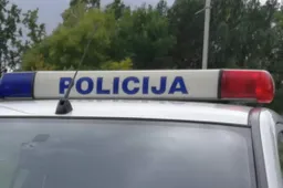 Peiliu sužalojo vyrą, ieškotą žmogų rado negyvą