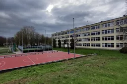 Dainavos progimnazijos stadione bus dar daugiau aikštelių, atsiras ir lauko klasės  