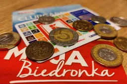 „Biedronka” nuolaidų korteles Lietuvoje pirmiausia pristatys Alytuje ir Marijampolėje