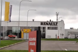 Naujų automobilių lizingo rinka atsigauna: tvirtai pirmauja „Toyota“, „Renault“ aplenkė „Ford“