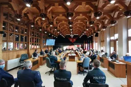 Generalinis komisaras aplankė atnaujintą policijos komisariatą