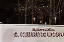 Bare šaudė į vyriškį, dėl žaizdų jis paguldytas į ligoninę