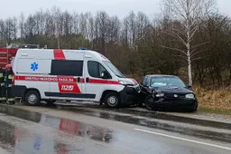 Nukentėjo greitosios pagalbos vairuotojas