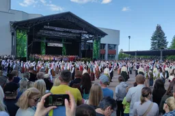 Dzūkų dainų ir šokių šventė „Dzūkų girioj“