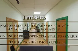 Kokias teises reglamentuoja Darbo kodeksas?