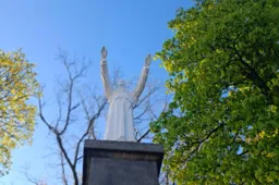Kodėl į Lietuvą atvykę užsieniečiai toliau nuo Vilniaus dažniausiai nekeliauja?
