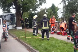 Po autobuso avarijos medikų pagalbos prireikė dešimčiai žmonių
