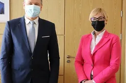 Naujos gimnazijos idėją ir kitus švietimo klausimus meras aptarė su ministre