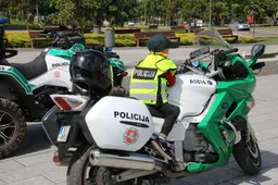Vagysčių prevencijos dieną policija surengė Pirmojo Alytaus aikštėje