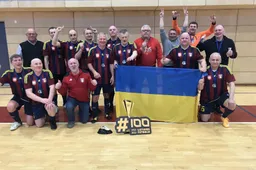 Penkiasdešimtmečiai ir vyresnieji „Dainavos“ senjorai – Lietuvos salės futbolo čempionai