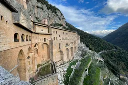 Skonėjimaisi. 5 piligrimystės dienos Italijoje