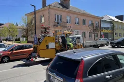 Kodėl gatvių ženklinimo darbai Alytuje vyksta piko metu?