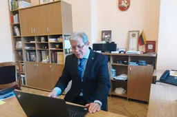 A. Jakubauską iš pareigų atleido Seimas