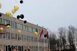 Šių metų abiturientai atleidžiami nuo lietuvių kalbos ir literatūros įskaitos