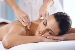 Kaip įgyti profesionalaus masažuotojo profesiją?