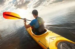 Kokie patarimai pravers plaukiantiems baidarėmis?