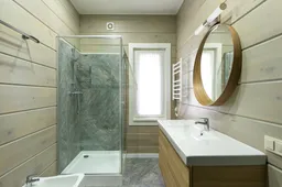 Kokie yra populiariausi dušo kabinų tipai ir jų privalumai