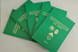 K. Tamulevičius Lietuvos konstitucijų projektus surinko į vieną leidinį, kurį pristatys alytiškiams