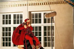 Įvyko legendinės mokyklos pastate Alytaus rajone filmuoto kino premjera