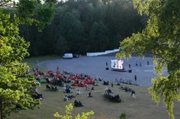 Rugpjūčio lauko kinas Dainų slėnyje  – laukia net 4 filmai!