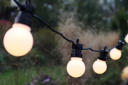 5 priežastys, kodėl verta įsigyti girliandą užuolaidą