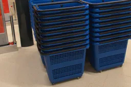 Pirkinių krepšius siūlys ir „Lidl“ parduotuvės