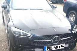 Į paiešką prieš valandą Vokietijoje įtrauktas limuzinas buvo sustabdytas jau Lietuvoje