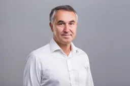 Masinė vakcinacija ir galios žaidimai