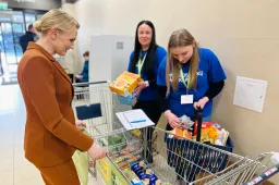 Alytaus rajono merė kviečia nelikti abejingiems: padėti sunkiai gyvenančioms šeimoms, neįgaliesiems ir vienišiems senjorams