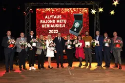 Įteikti Alytaus rajono nominacijų konkurso „Metų geriausieji“ apdovanojimai