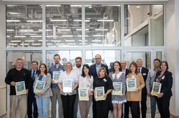 Alytiškiai sužibėjo Lietuvos mokytojų apdovanojimuose: 500 eurų premija ir įspūdinga viešnagė Kaune