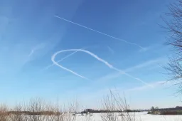 Dzūkijos padangę išraižė kariškiai