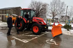 Alytaus rajono seniūnijoms – trys nauji traktoriai