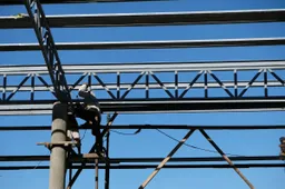 Darbo užsienyje perspektyvos galimos ir neturintiems profesinės kvalifikacijos