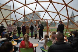 Pakeliui į žalesnę Lietuvą: šeimos aliejaus nepils į kriauklę – rinks jį utilizuoti mokyklose