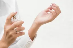 Dovanos, kurios patinka ir vyrams, ir moterims