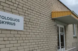 Mirę žmonės rasti įvairiose vietose