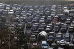 Prieš šventes gyventojai apgulė prekybos centrus