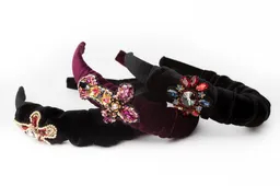 Plaukų lankeliai – patogus ir madingas derinys: kaip derinti ir kokius rinktis?