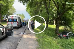 Trijų automobilių avariją Santaikos gatvėje sukėlė sustojusių nepastebėjęs vairuotojas