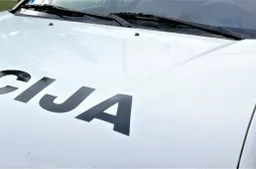 Smurtavo prieš moteris: užpuolė prie turgaus, sumušė ir iš automobilio išstūmė į pakelę