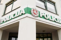 Kaune sulaikytas Alytaus policijos tyrėjas, iš prostitucija besivertusių asmenų reikalavęs kyšių