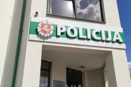 Sodyboje rado apvogtus sunkvežimius